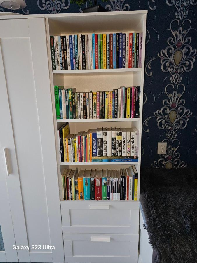 Tilla Apartman Hajduszoboszlo Luaran gambar