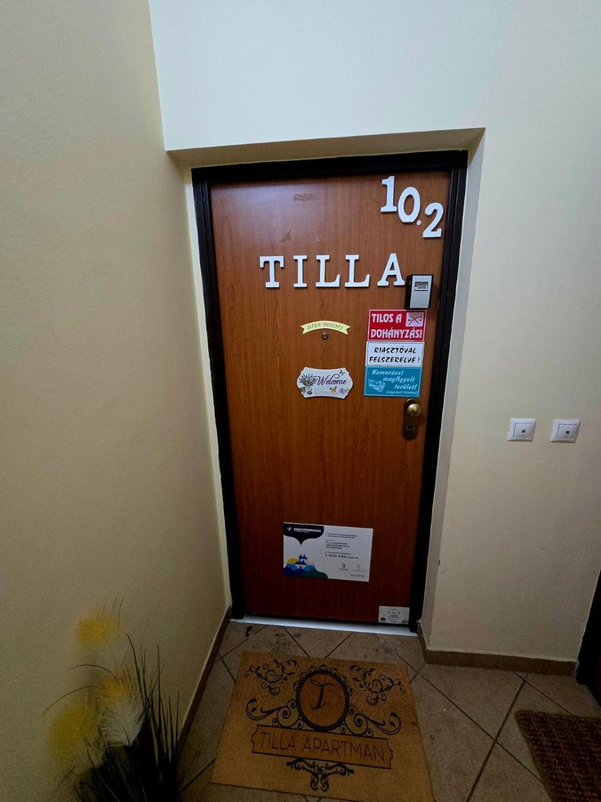 Tilla Apartman Hajduszoboszlo Luaran gambar